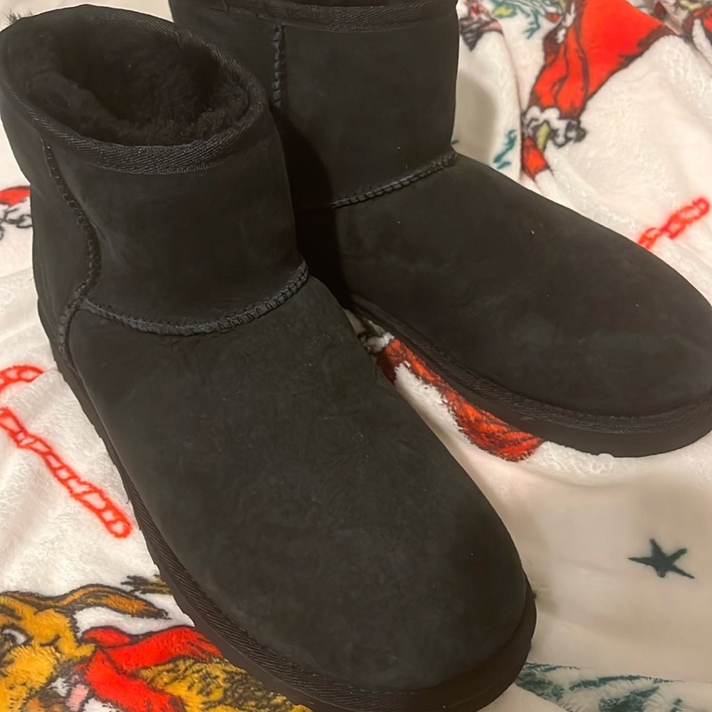 Womens Classic Mini Boot from Ugg black